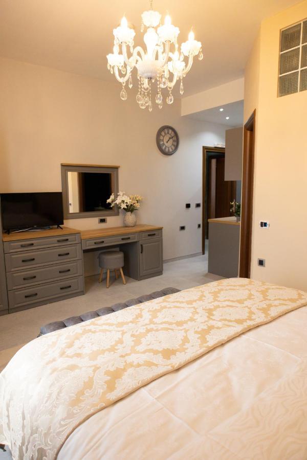All Elevens 11 Apartments Manastır Dış mekan fotoğraf